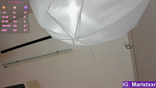 Maristxxr online show from 30, 10, 2025