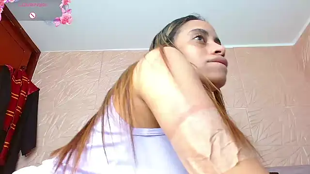 kendallsweet7 online show from 2, 11, 2025