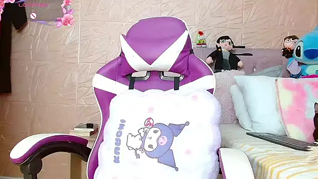 kendallsweet7 online show from 6, 11, 2025