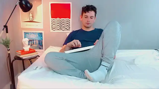 Elio555 online show from 5, 10, 2025