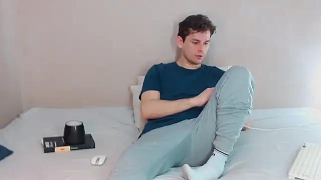 Elio555 online show from 5, 3, 2025