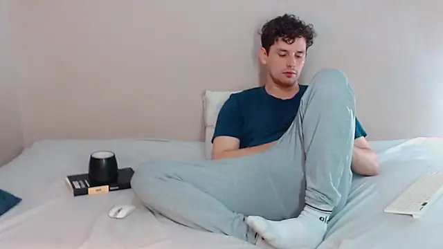 Elio555 online show from 6, 3, 2025