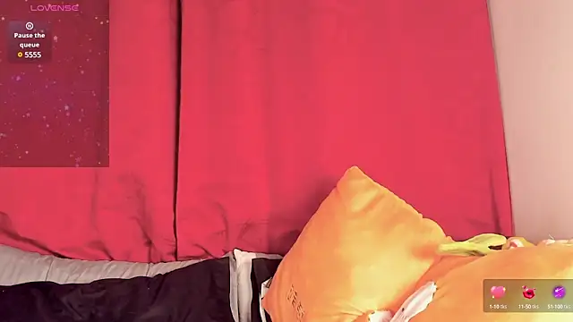 Snapshot of katrinaa_ricci chatting on 12, 1, 2025 katrinaa ricci online show from 12, 1, 2025