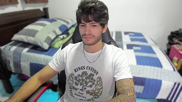 justin stark7 online show from 8, 1, 2025