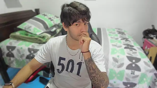 justin stark7 online show from 17, 2, 2025