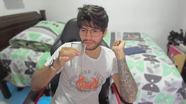 justin stark7 online show from 26, 2, 2025