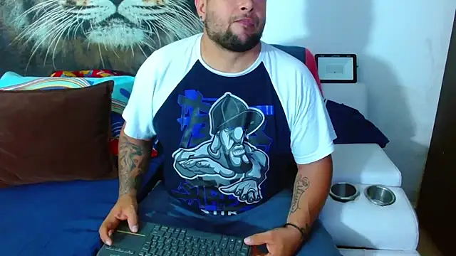 Michaell Myerss  online show from 10, 11, 2025