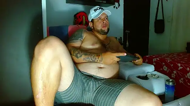 Michaell Myerss  online show from 27, 2, 2025