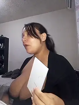 Angiee2001 online show from 7, 10, 2025