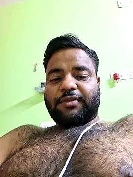 Snapshot of Rmoeo92 chatting on 5, 2, 2026 Rmoeo92 online show from 5, 2, 2026