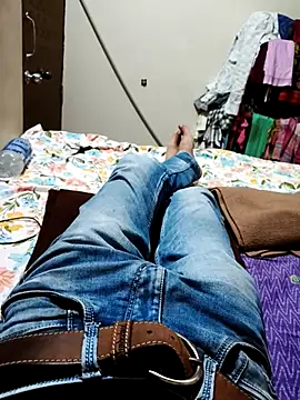 Snapshot of ayushdas7482 chatting on 11, 10, 2025 ayushdas7482 online show from 11, 10, 2025