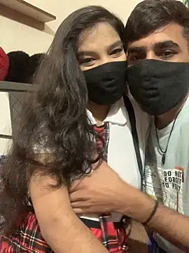 hottiess69 online show from 2, 11, 2025