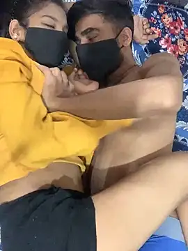 hottiess69 online show from 4, 1, 2025