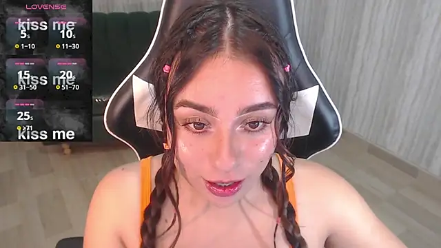 Snapshot of Georgina_1t chatting on 19, 3, 2025 Georgina 1t online show from 19, 3, 2025