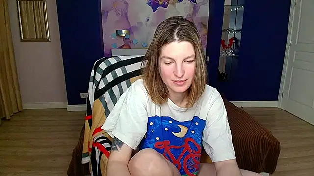 EmilyWalkeri online show from 7, 3, 2025