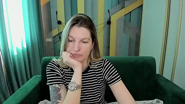 EmilyWalkeri online show from 26, 3, 2026