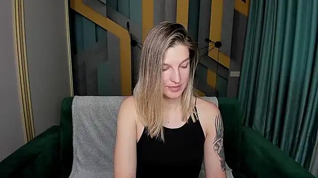 EmilyWalkeri online show from 8, 1, 2026