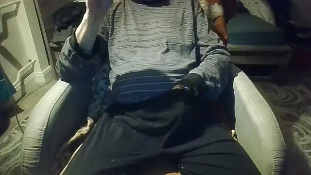 Snapshot of Sammy1660 chatting on 4, 1, 2025 Sammy1660 online show from 4, 1, 2025