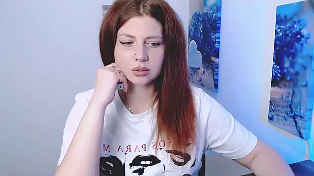 Lizzy Love online show from 29, 10, 2025