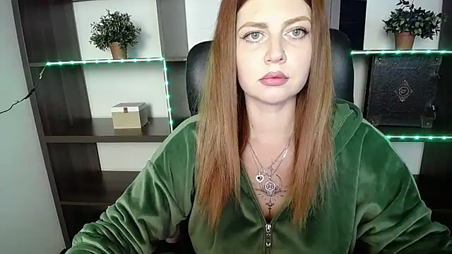 Lizzy Love online show from 18, 3, 2025