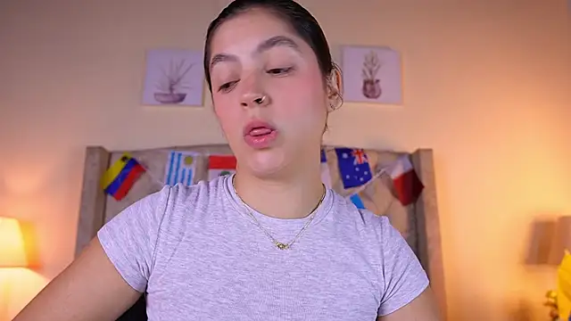 Snapshot of allisson_m chatting on 21, 6, 2026 allisson m online show from 21, 6, 2026