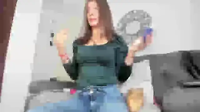 milf darling online show from 11, 1, 2025