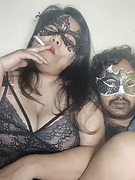 Snapshot of Cutehornycouples chatting on 4, 7, 2026 Cutehornycouples online show from 4, 7, 2026