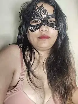 Snapshot of Cutehornycouples chatting on 11, 7, 2026 Cutehornycouples online show from 11, 7, 2026