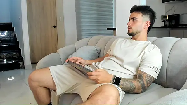 Ricardogo19 online show from 14, 4, 2026