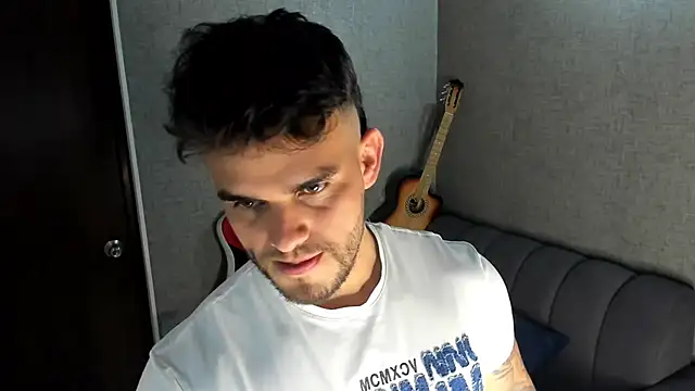 Ricardogo19 online show from 1, 10, 2025