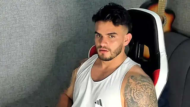 Ricardogo19 online show from 8, 9, 2025