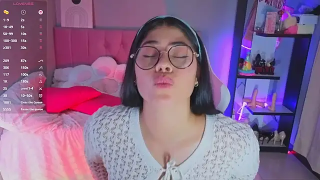 LoaLuxury online show from 9, 2, 2026