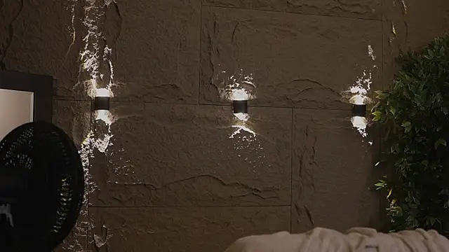 Logan Varela online show from 11, 10, 2025