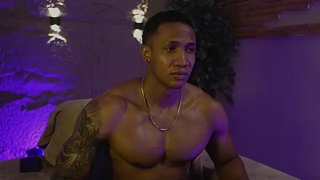 Logan Varela online show from 15, 10, 2025