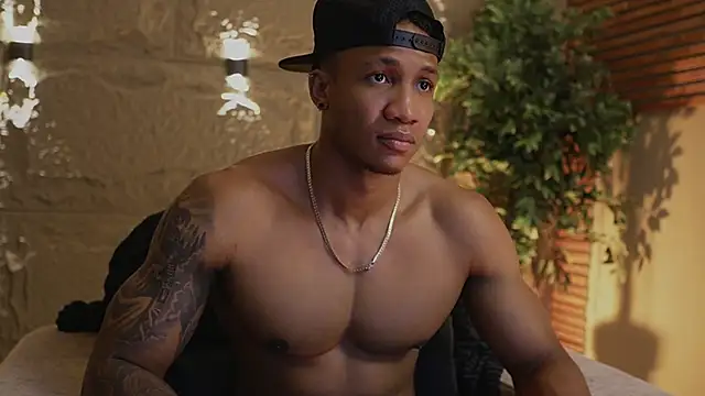 Logan Varela online show from 21, 11, 2025