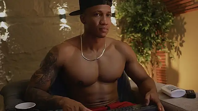 Logan Varela online show from 11, 11, 2025