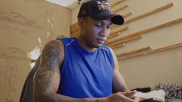 Snapshot of Logan_Varela chatting on 18, 2, 2026 Logan Varela online show from 18, 2, 2026