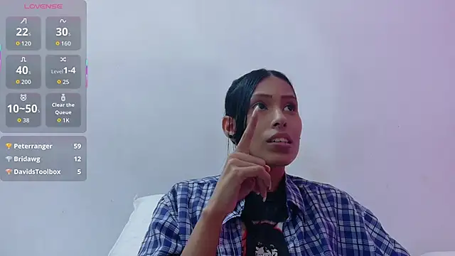 Snapshot of yourcuteneighbourr chatting on 3, 2, 2026 yourcuteneighbourr online show from 3, 2, 2026