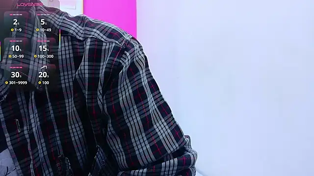 yourcuteneighbourr online show from 10, 10, 2025