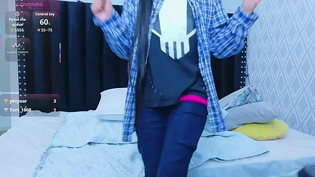 yourcuteneighbourr online show from 27, 11, 2025