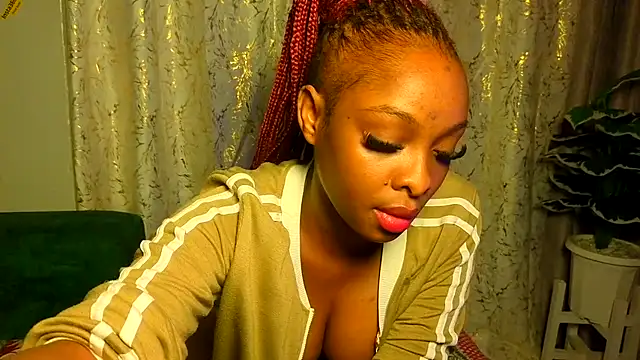 Snapshot of C-yoyo chatting on 10, 6, 2026 C-yoyo online show from 10, 6, 2026