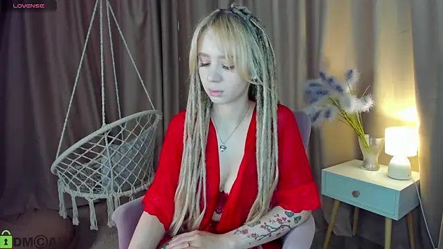 Snapshot of Valerie_Woods chatting on 17, 6, 2026 Valerie Woods online show from 17, 6, 2026