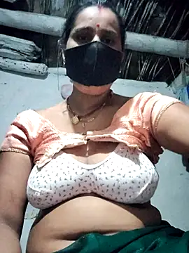 Snapshot of Hey_Ziya chatting on 7, 7, 2026 Hey Ziya online show from 7, 7, 2026