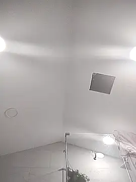 Snapshot of gurlnips chatting on 22, 12, 2025 gurlnips online show from 22, 12, 2025