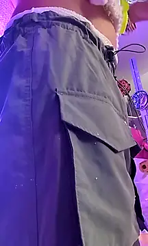 gurlnips online show from 15, 11, 2025