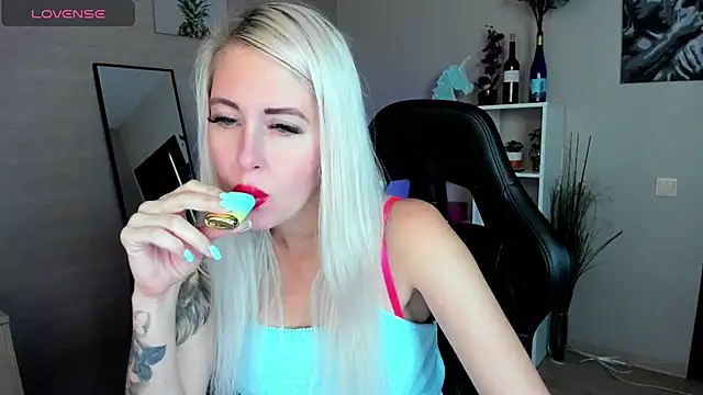 Mermaid N online show from 15, 9, 2025