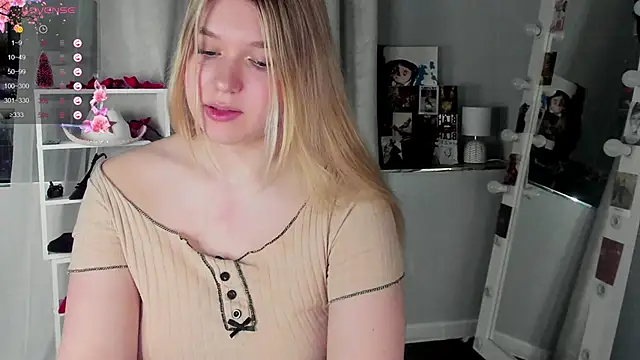 Snapshot of Rebecca_Kelly chatting on 2, 3, 2026 Rebecca Kelly online show from 2, 3, 2026