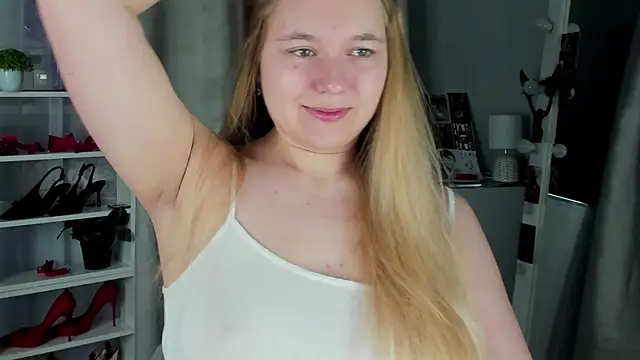 Rebecca Kelly online show from 21, 10, 2025