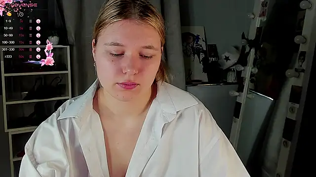 Rebecca Kelly online show from 23, 12, 2025