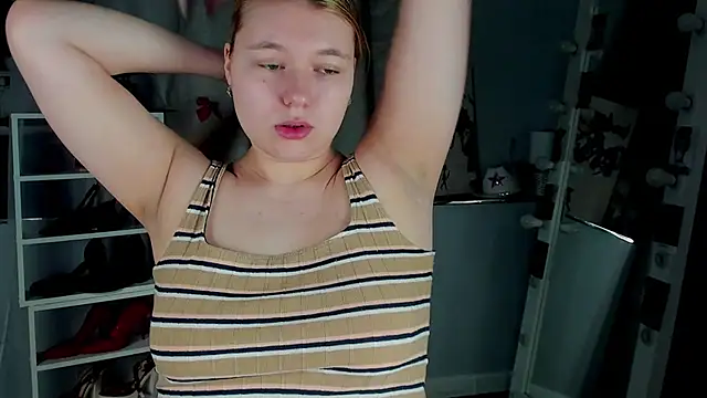 Rebecca Kelly online show from 8, 1, 2026